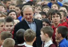 Владимир Путин подписал пакет законов о запрете «пропаганды чайлдфри»