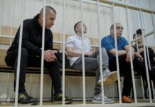 Больше 5 лет колонии запросили каждому из адвокатов Навального