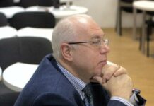 Экономист Игорь Липсиц вышел из российского гражданства