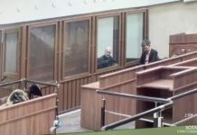 «Вся моя публицистическая деятельность — это призыв идти сражаться с агрессором» — диссидент Александр Скобов высказался о предъявленном ему обвинении. Послушайте его речь целиком