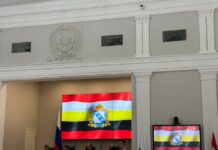 Александр Хинштейн поручил разобраться с суджанским телеграм-каналом, в котором граждане жаловались на действия местных властей