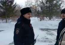 В Новосибирске пять человек задержали после возложения цветов к памятнику жертв политических репрессий