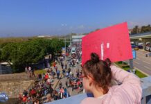 Тысячи человек вышли на митинг в поддержку арестованного мэра Стамбула