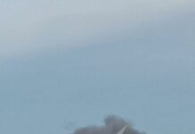 Дроны атаковали подмосковные аэродромы, где базируются самолеты, участвующие в параде на 9 мая