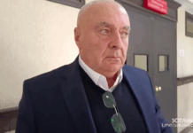 В Грузии по делу россиян, участвовавших в протестах, допросили полицейского, который якобы нашел у них наркотики при обыске