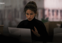 «Бред невозможно оспаривать. Это тоже самое, что пытать за милосердие, воевать за мир и трахаться за девственность»: Антонина Фаворская — о своем приговоре из СИЗО