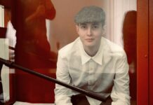 К 23 годам заключения приговорили бывшего российского военного Антона Хожаева, обвиняемого в госизмене и дезертирстве