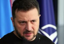 Зеленский: Россия перебрасывает войска для новых наступательных операций