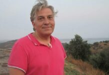 Умер известный российский журналист Андрей Жвирблис