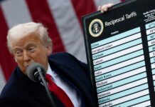 В США апелляционный суд утвердил незаконность большинства пошлин Трампа на импорт