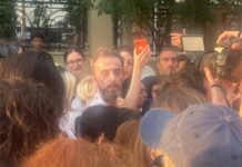 Суд в Тбилиси оправдал журналиста и участника проевропейских протестов Нику Кация по делу о хранении наркотиков