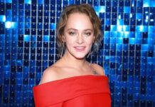 Актрису Аглаю Тарасову задержали по обвинению в контрабанде наркотиков из-за вейпа из Израиля