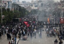 В Непале в ходе протестов против блокировок соцсетей погибли как минимум 19 человек