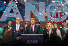 «Случился предсказуемый лайтовый вариант правого поворота»: эксперты обсуждают причины проигрыша правящей коалиции на парламентских выборах в Чехии