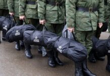 В Москве и еще трех регионах начнут призывать в армию только по электронным повесткам