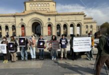 В Ереване прошел митинг с требованием расследовать убийство Айшат Баймурадовой