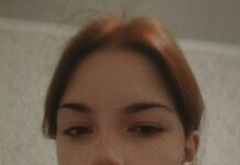 Пермской уличной артистке, задержанной за концерт в поддержку «стоптайм», в апелляции заменили постановление о лечении в наркодиспансере на диагностику