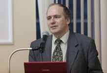 Преподавателя САФУ пытаются уволить под надуманным предлогом за антивоенную позицию