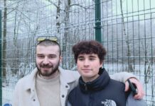 «Иноагент по приколу» Марат Никандров, активист «Рассвета» Василий Краснов и сотрудник Штаба кандидатов Ратмир Клипиков вышли из Сахарово