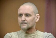 Сергей Удальцов приостановил «смертельную» голодовку из-за простуды