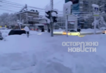 В Краснодарском крае из-за непогоды десятки тысяч жителей остались без света и тепла. Введен режим ЧС