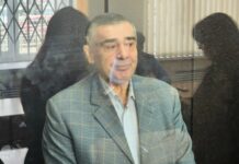 9 и 8 лет колонии назначили экс-главе азербайджанской диаспоры на Урале и его сыну за наезд на росгвардейца при задержании