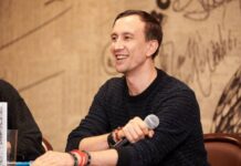 На солиста Lumen Рустема Булатова составили протокол из-за текста песни «Государство»
