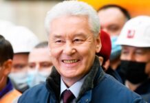 Собянин заявил, что перевод экономики России на военные рельсы может «убить вообще страну»
