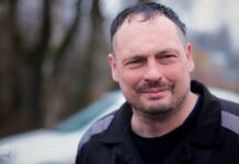 Прокурор запросил семь месяцев колонии для калужского политзаключенного за попытку уехать из России